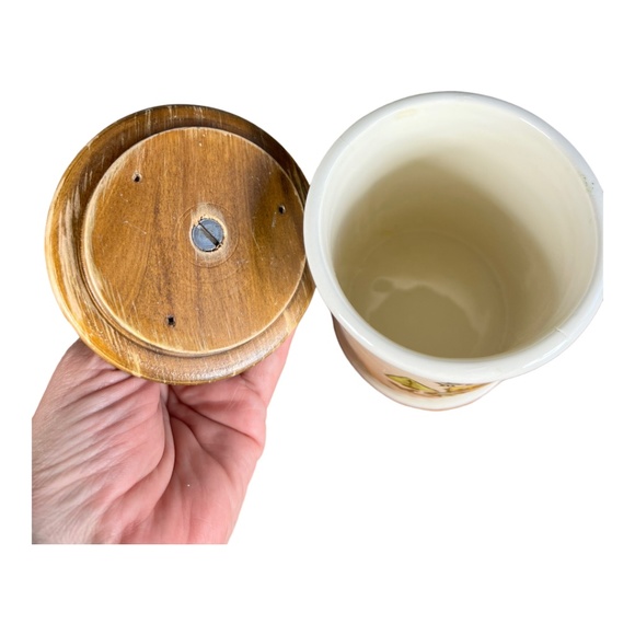 Metlox Poppy Trail Canister‎ - Picture 2 of 6